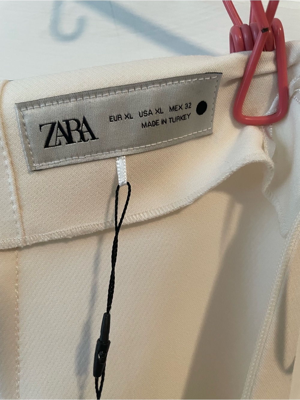 ZARA Cream Wide-Leg High-Rise Pants - Picture 5 of 8